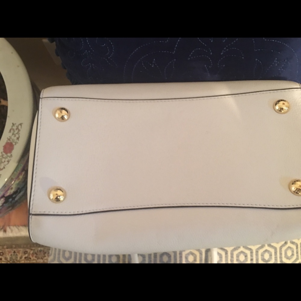 Purse...authentic! - Picture 4 of 6